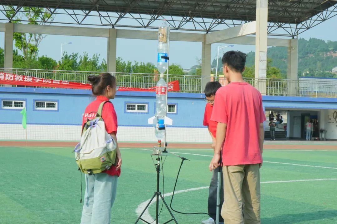e98b2c8a88ba65c213f9dc7bf32f31ab.jpg