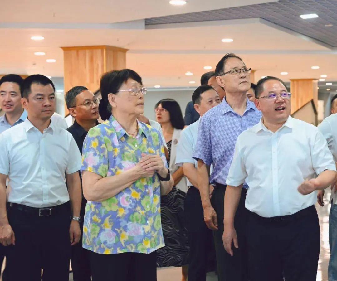 66d9056ada517.jpg 965f3967408de288bd6fcd33af7d8f15.jpg