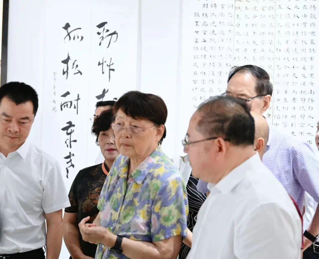 66d9059a8a96d.jpg 8c90ea4121aab6e8137ed3935dfda671.jpg