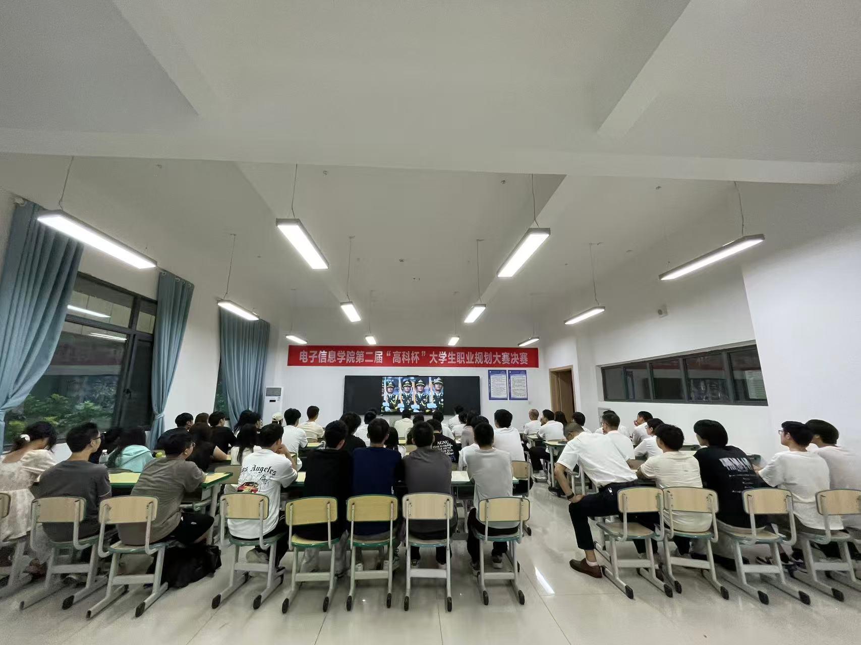 d956ec88cac6a1c536942030f38eb517.jpg