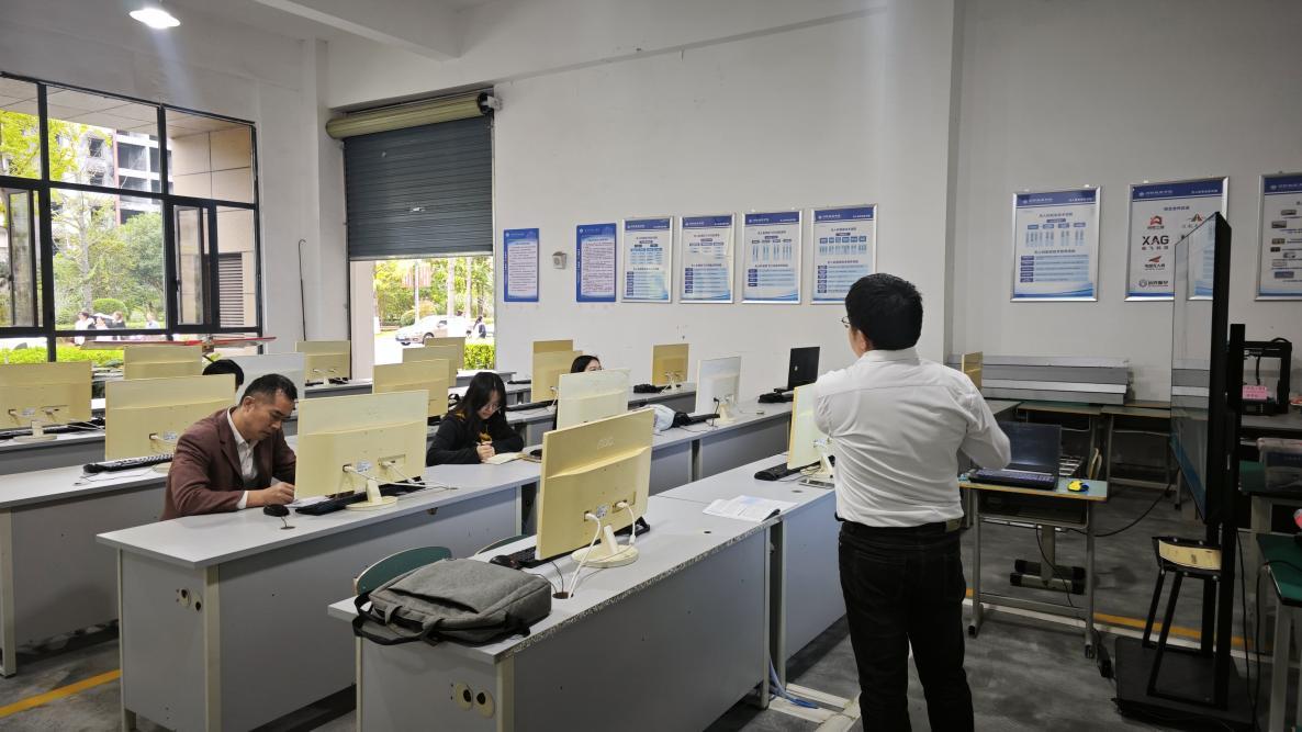 6900169f50e93.jpg e716c2cfddfa112a62ed670d01b66af3.jpg