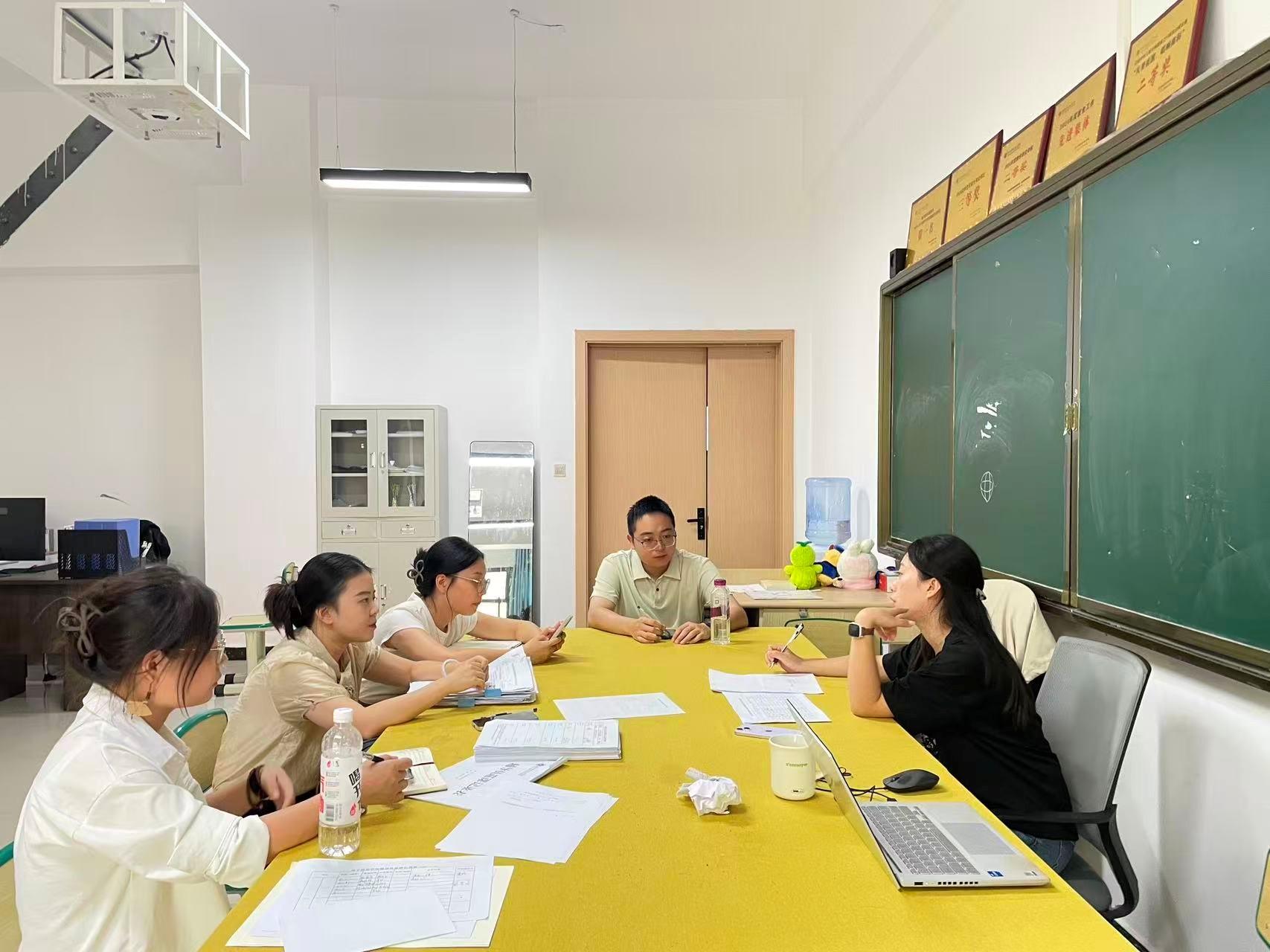 69007aa548fb8.jpg 380a045c47df0cfe8dce062099112a35.jpg