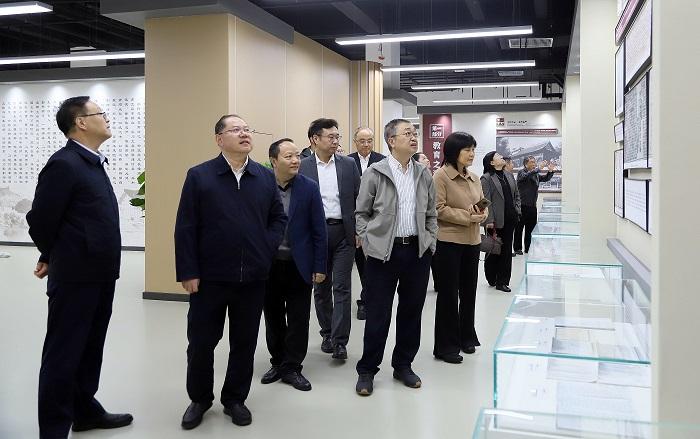 69129157ebd13.jpg cd69619d620540ebaffebe08afd90ade.jpg