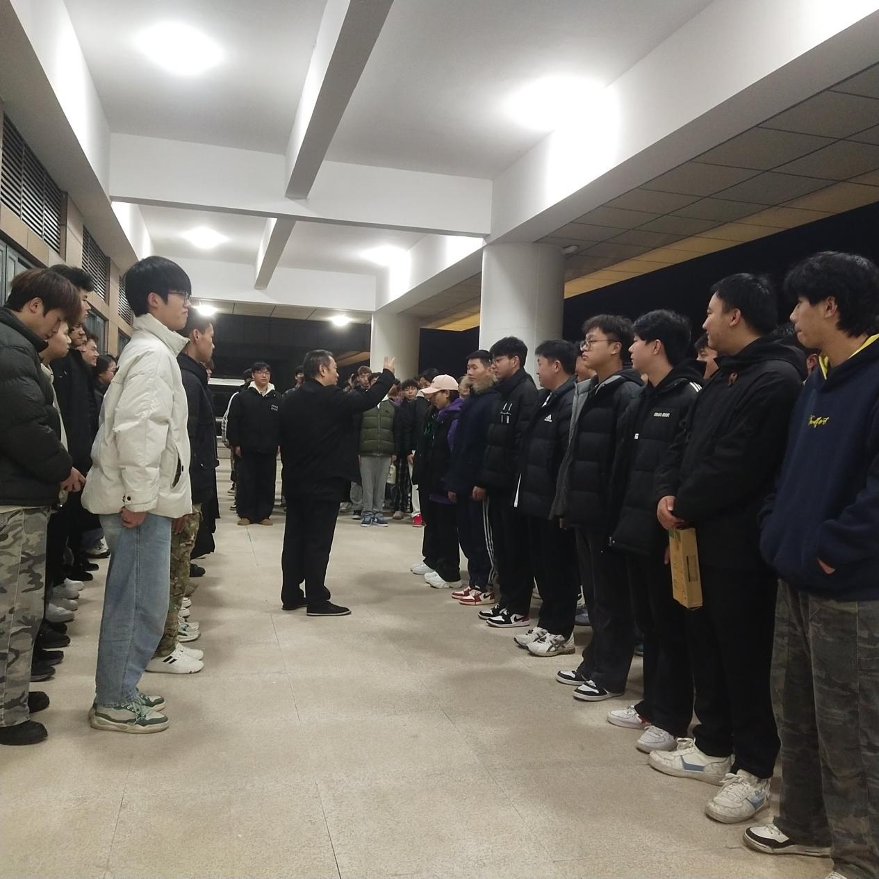 691edd81b8047.jpg df3e89b9703b12336c8968d122a5fbbb.jpg