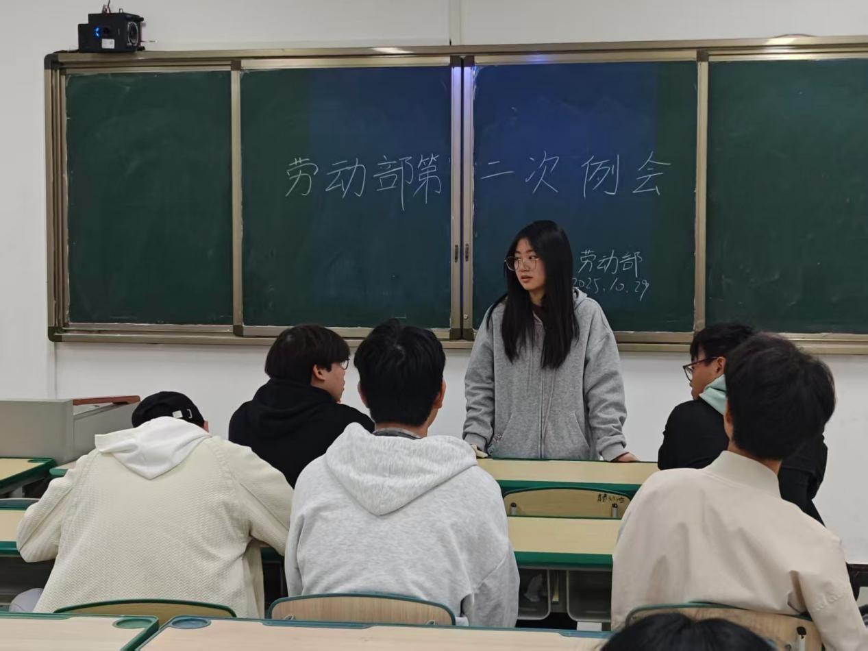 692518155e683.jpg ead9bcc359c497b656d3830b2e8573f0.jpg