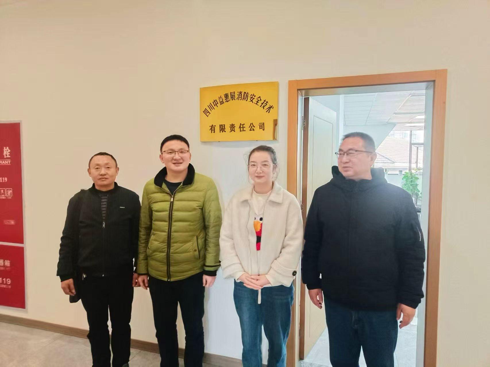 692cf7bba9872.jpg 2b882658468e831639325c268cded629.jpg