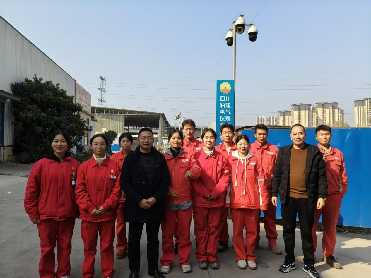 692d0239dded7.jpg f08b99b9a53f51b26b52ed1397edb3c9.jpg